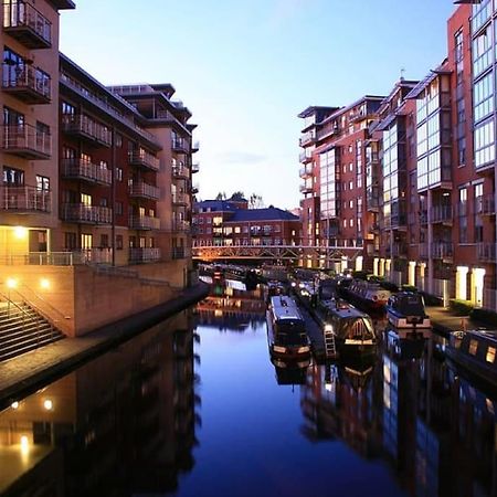 Entire Flat, 2 Bedroom & 2 Bathrooms In Birmingham Extérieur photo