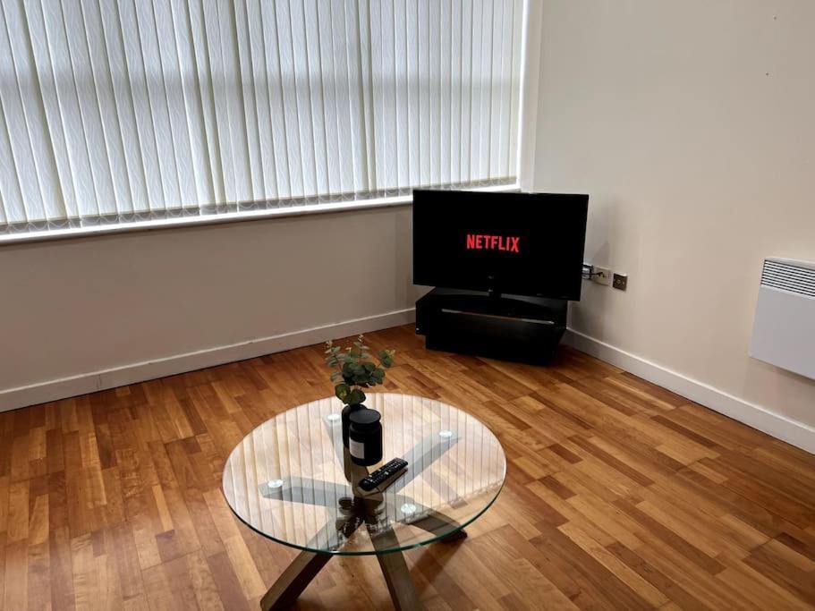 Entire Flat, 2 Bedroom & 2 Bathrooms In Birmingham Extérieur photo